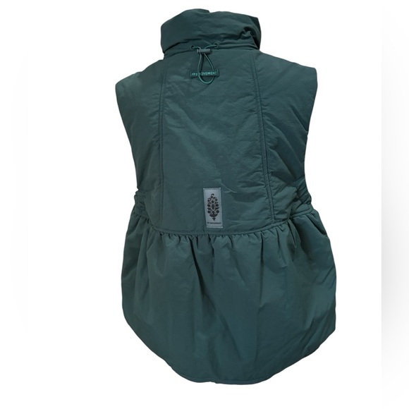 Free People Cabin Fever Insulated Puffer Vest in Evergreen Size M. NWT - Picture 8 of 13